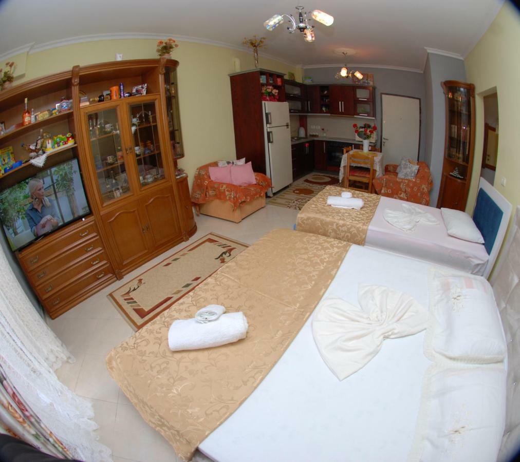 Eduart Apartments Sarandë Eksteriør bilde